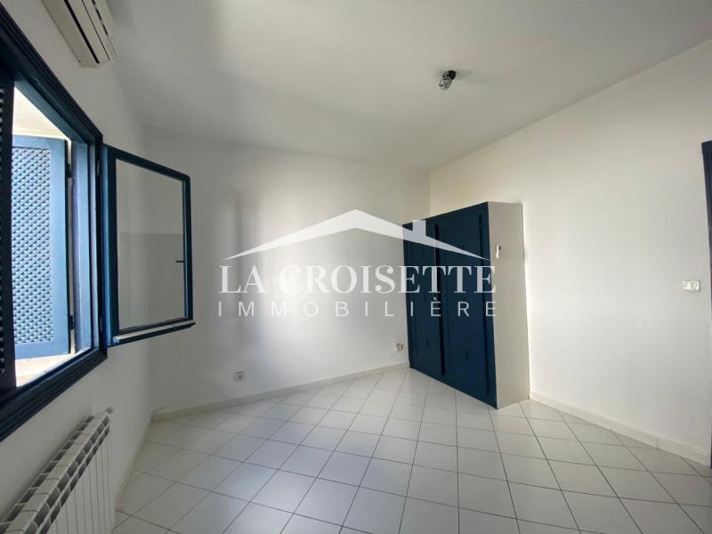 Appartement S+3 avec jardin à Gammarth